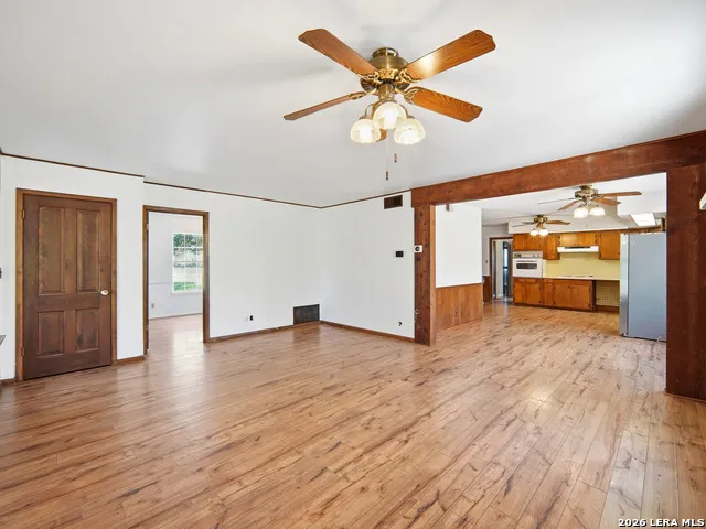 300 Avenue M Hondo, TX 78861