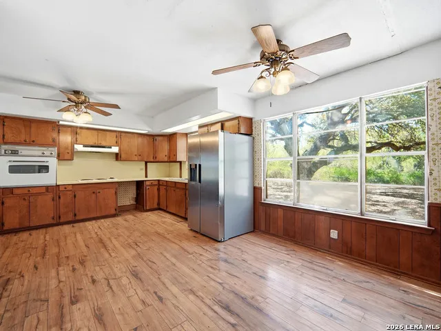 300 Avenue M Hondo, TX 78861