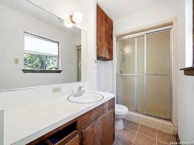 300 Avenue M Hondo, TX 78861