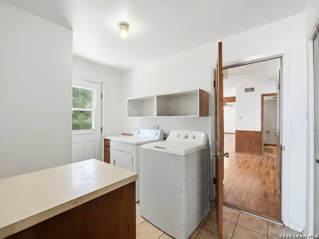 300 Avenue M Hondo, TX 78861