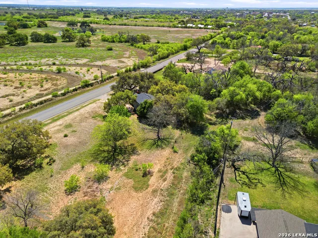 300 Avenue M Hondo, TX 78861