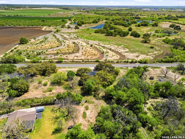 300 Avenue M Hondo, TX 78861