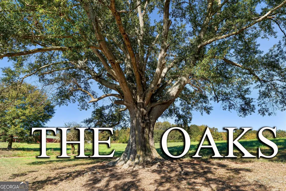 2 The Oaks DR Hartwell, GA 30643