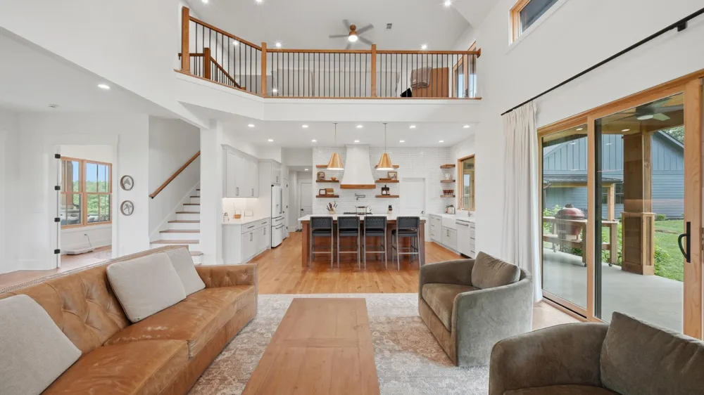 346 Palmer Rock Quarry Road Graysville, TN 37338