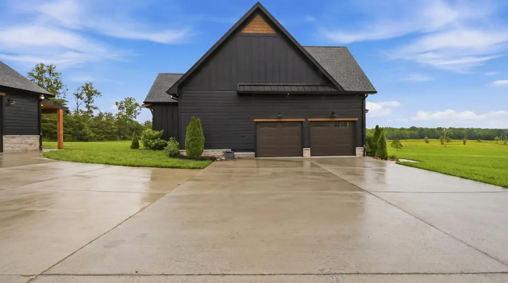 346 Palmer Rock Quarry Road Graysville, TN 37338