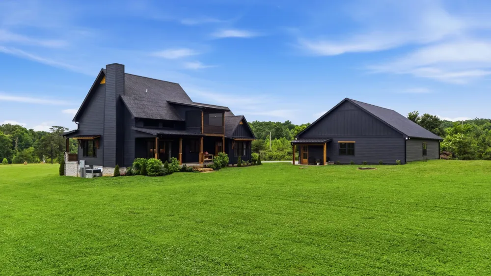 346 Palmer Rock Quarry Road Graysville, TN 37338