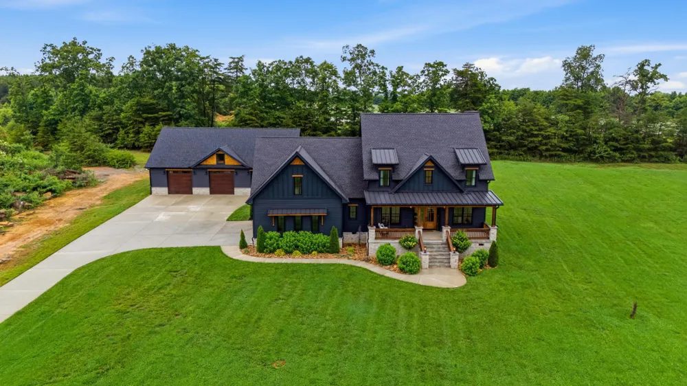 346 Palmer Rock Quarry Road Graysville, TN 37338