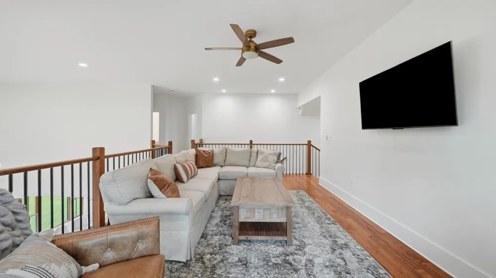 346 Palmer Rock Quarry Road Graysville, TN 37338