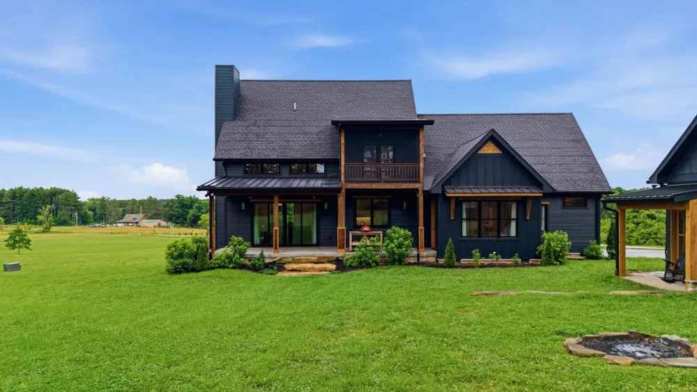 346 Palmer Rock Quarry Road Graysville, TN 37338