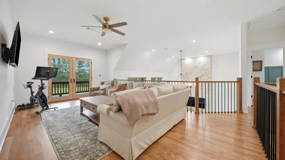 346 Palmer Rock Quarry Road Graysville, TN 37338