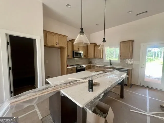 117 Kimbell RD Pine Mountain, GA 31822