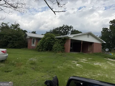 1033 S Highway 1
