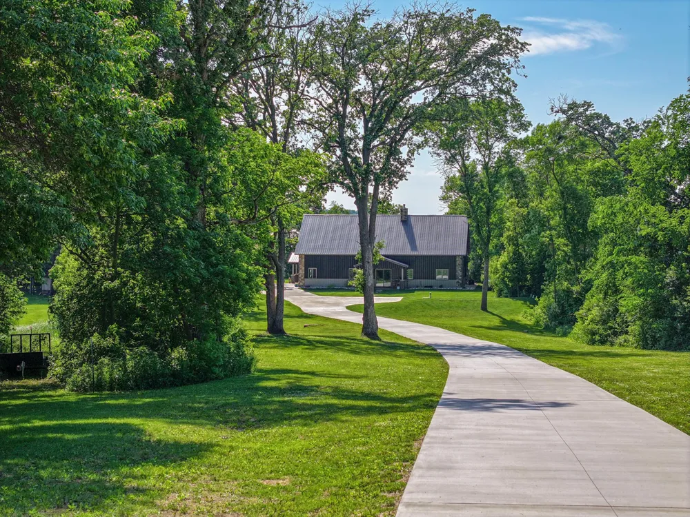17200 Aaron Heights NW Evansville, MN 56326
