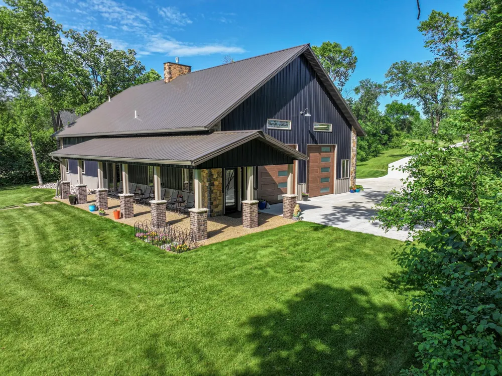 17200 Aaron Heights NW Evansville, MN 56326