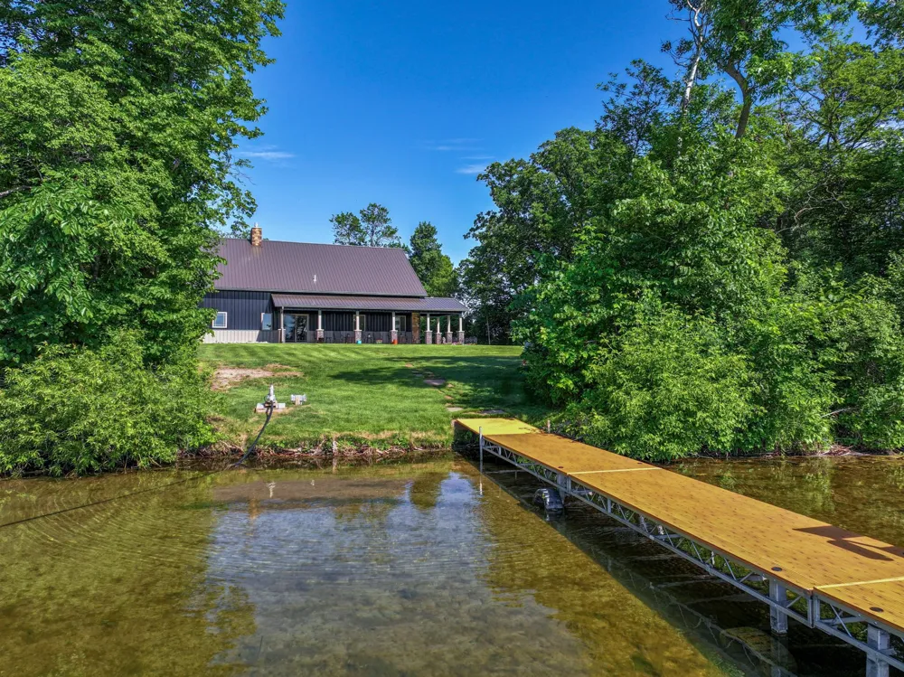 17200 Aaron Heights NW Evansville, MN 56326