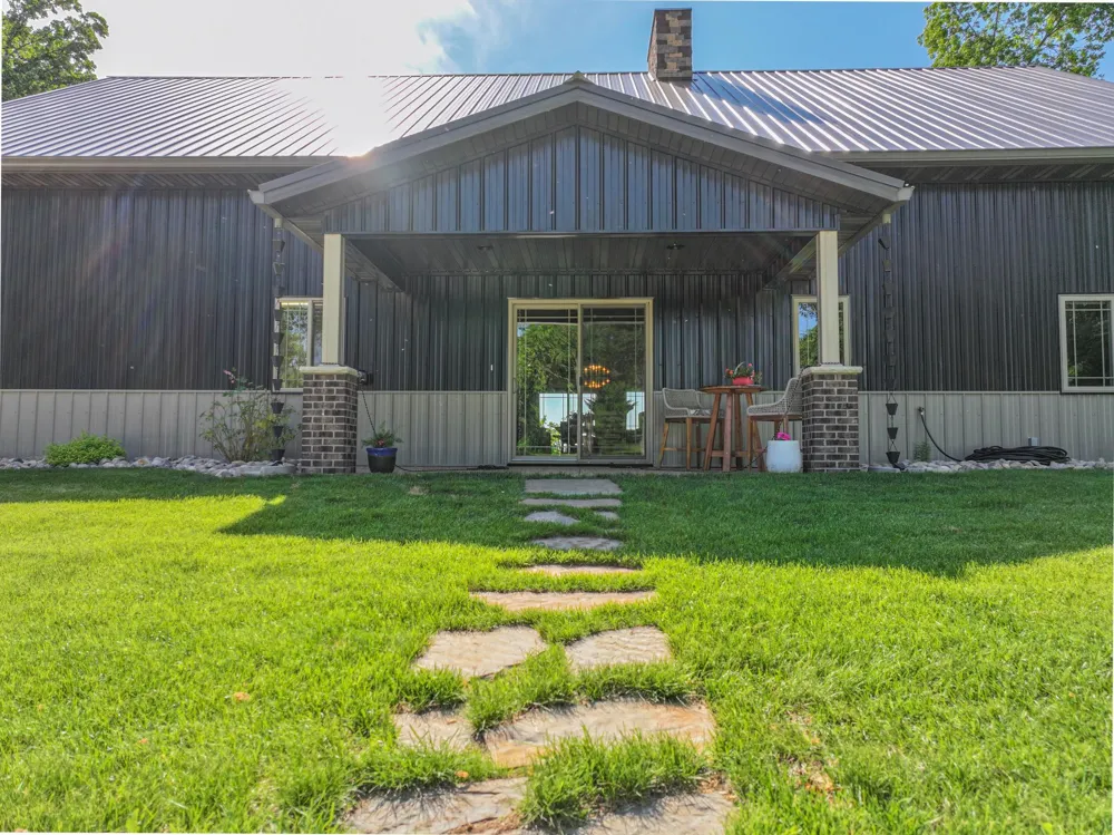 17200 Aaron Heights NW Evansville, MN 56326