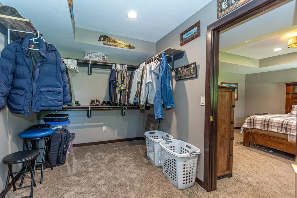 17200 Aaron Heights NW Evansville, MN 56326