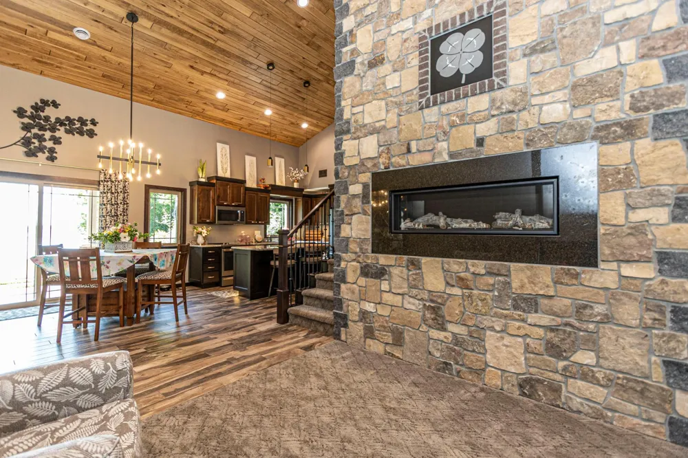 17200 Aaron Heights NW Evansville, MN 56326