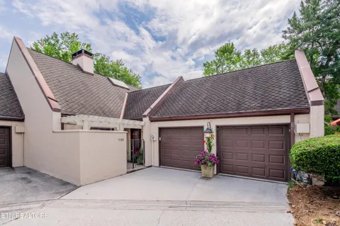 1282 Burgandy Place