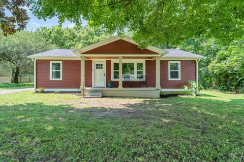 617 Fall River Rd