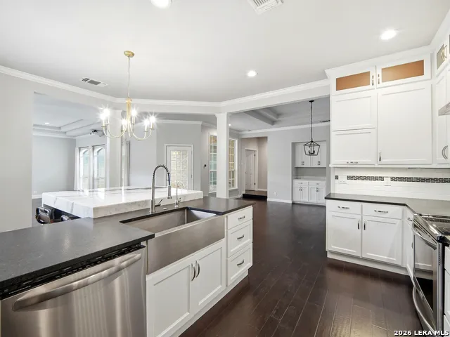 8543 NORTHVIEW PASS Fair Oaks Ranch, TX 78015