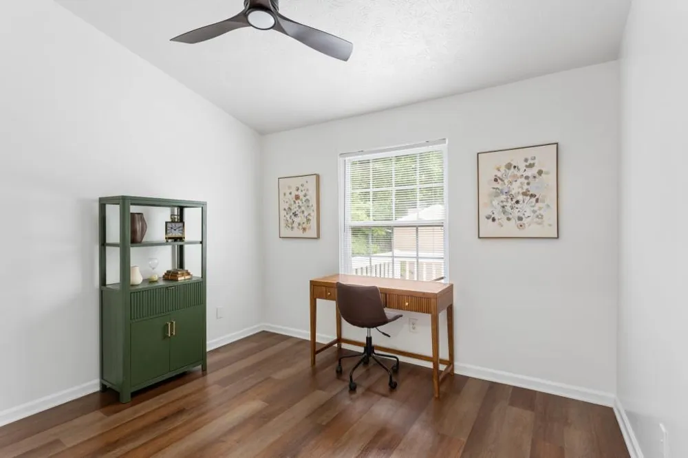 476 Teal Ct Roswell, GA 30076
