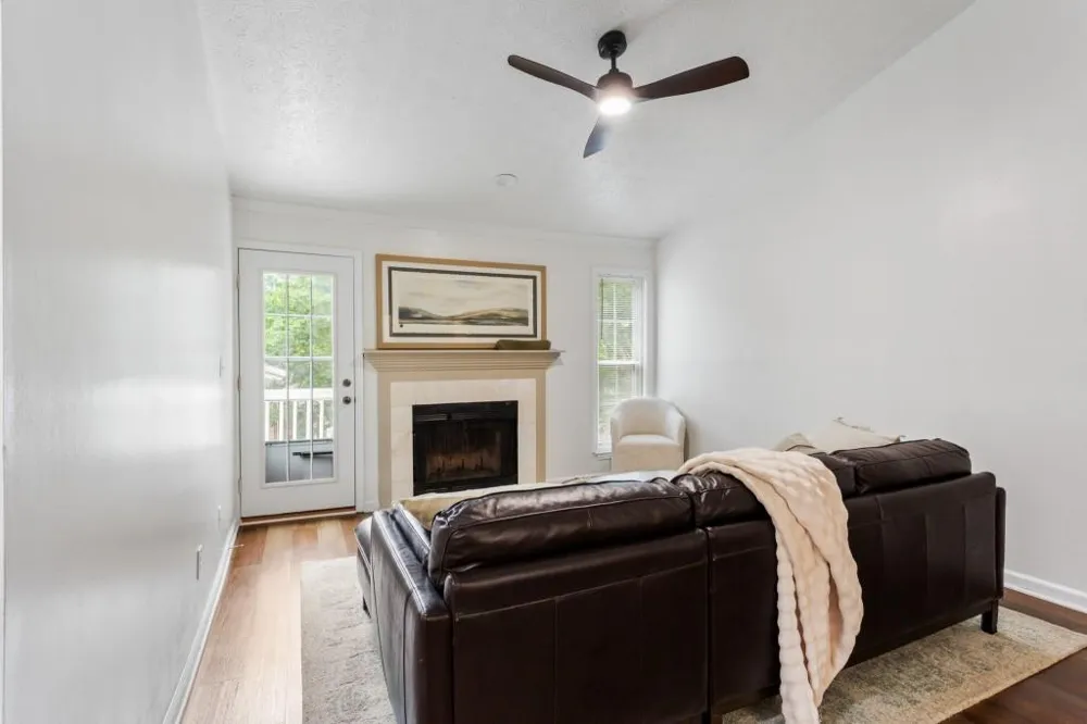 476 Teal Ct Roswell, GA 30076