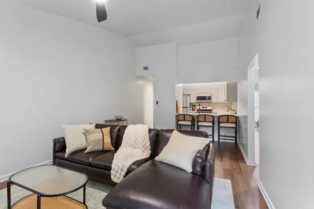 476 Teal Ct Roswell, GA 30076