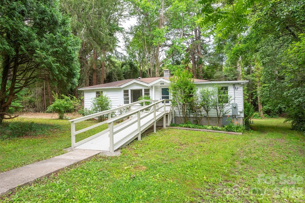 215 Merchant Street #2 Asheville, NC 28803