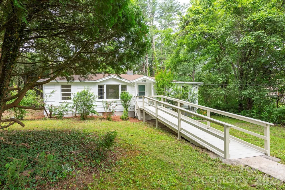 215 Merchant Street #2 Asheville, NC 28803