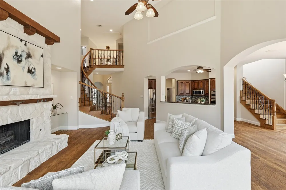 2518 Merlin Drive Lewisville, TX 75056