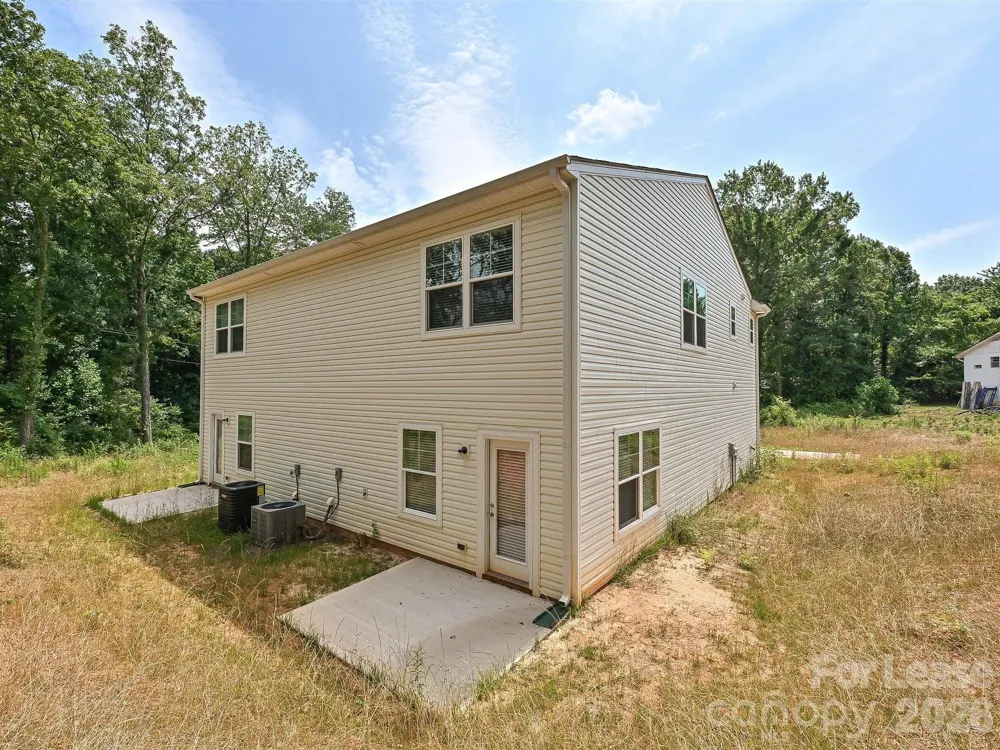 1725 E Cloaninger Avenue #A Statesville, NC 28625