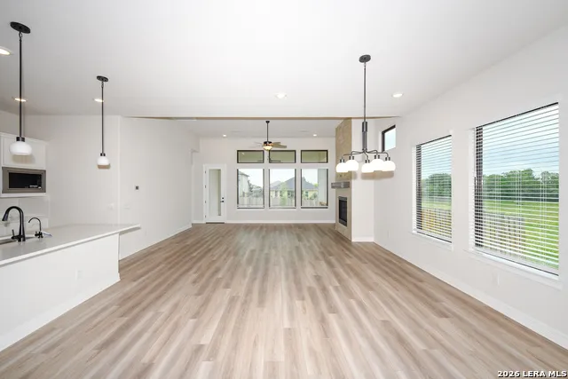 972 Nolte Bend Seguin, TX 78155