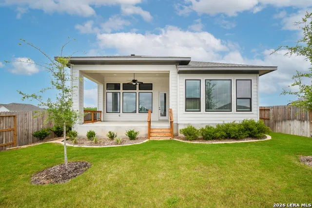 972 Nolte Bend Seguin, TX 78155