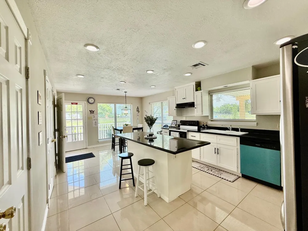 37110 Donigan Road Brookshire, TX 77423