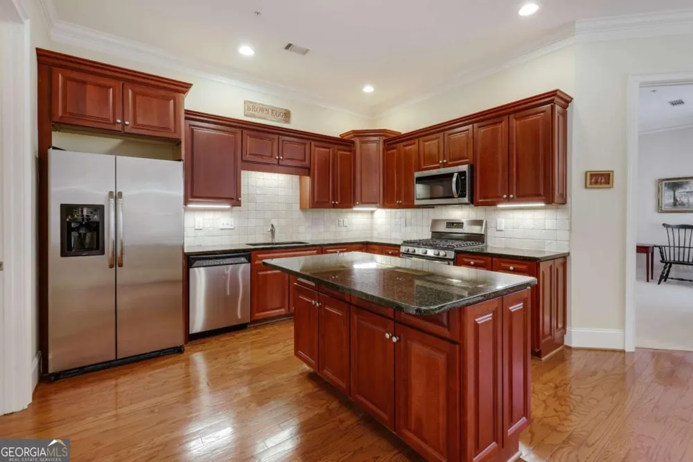 100 Ansonborough LN Athens, GA 30605
