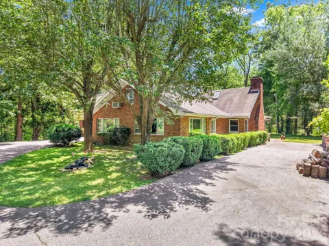 3324 Hwy 28 Road S