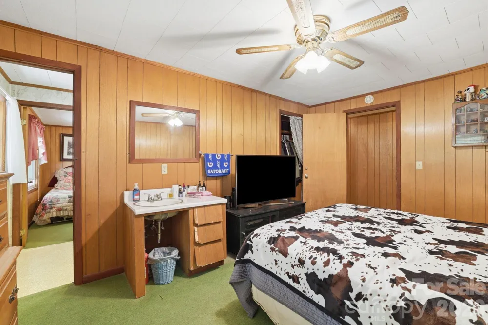 3324 Hwy 28 Road S Bryson City, NC 28713