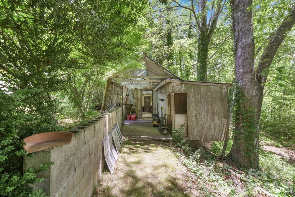 3324 Hwy 28 Road S Bryson City, NC 28713