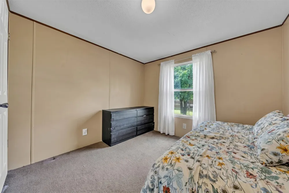 1909 Coral Road Pelican Bay, TX 76020