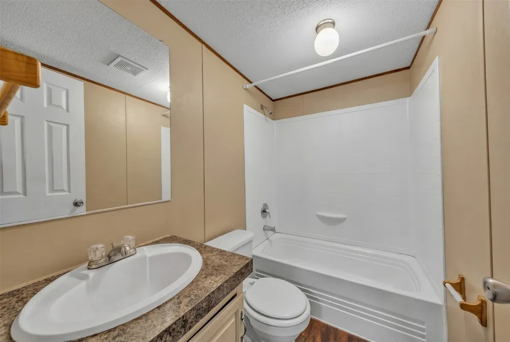 1909 Coral Road Pelican Bay, TX 76020