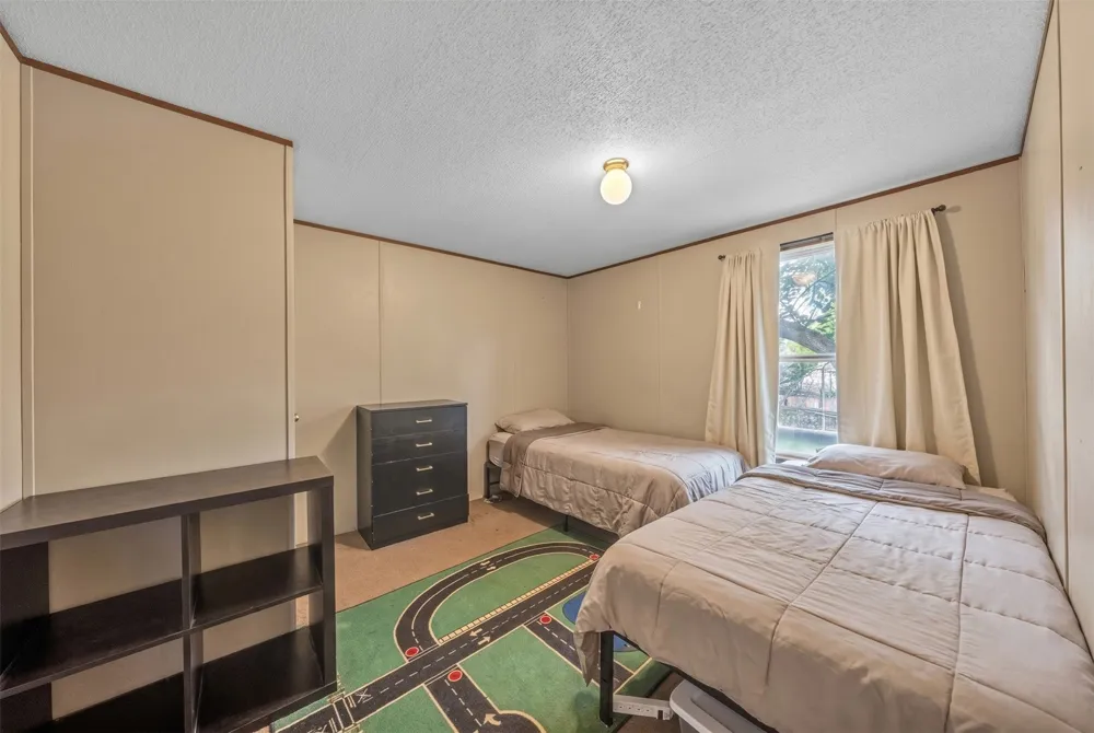 1909 Coral Road Pelican Bay, TX 76020