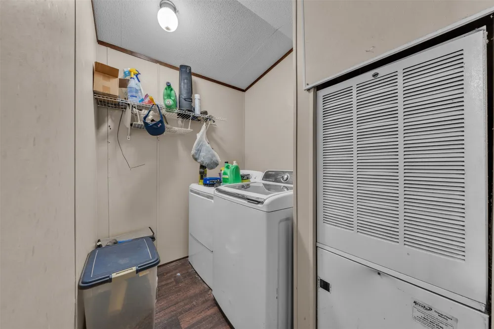 1909 Coral Road Pelican Bay, TX 76020