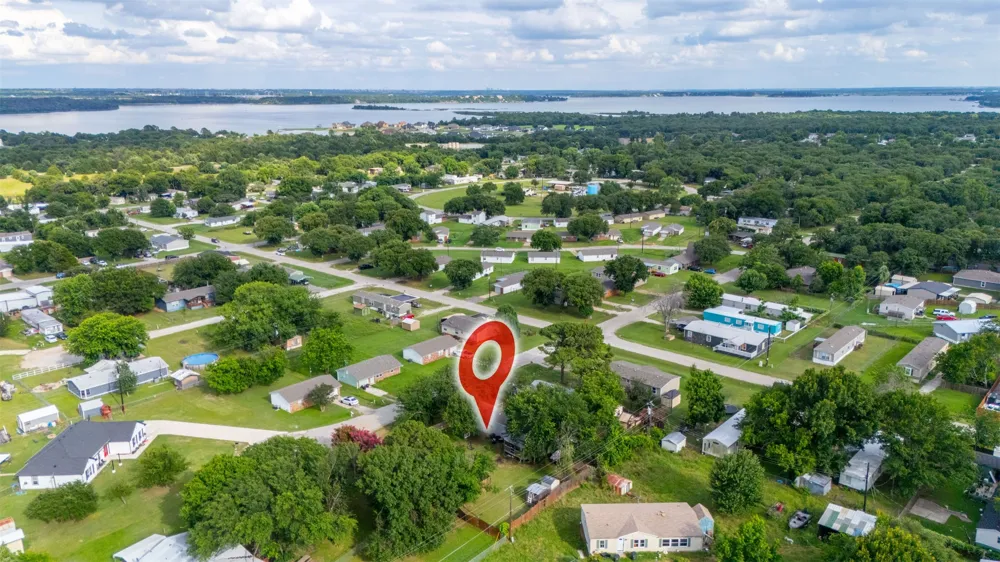 1909 Coral Road Pelican Bay, TX 76020