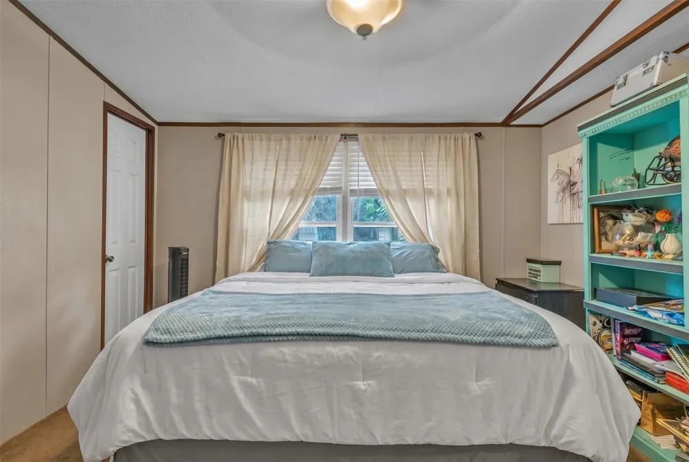 1909 Coral Road Pelican Bay, TX 76020
