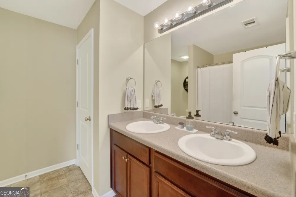 40 Cantle DR Richmond Hill, GA 31324