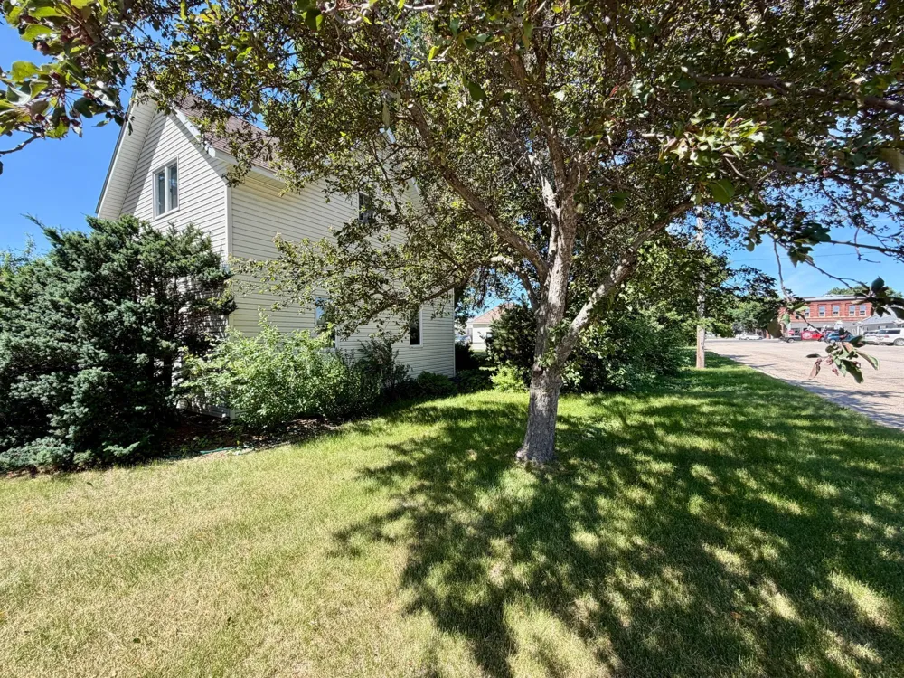 801 Mechanic Street Edgerton, MN 56128