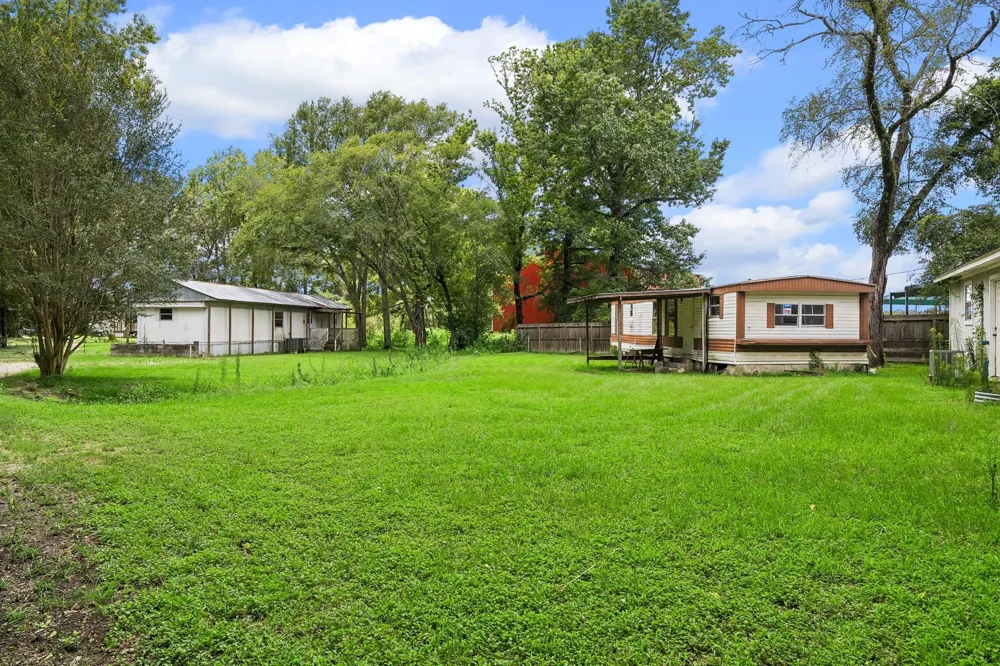 25452 Ipes Road Splendora, TX 77372