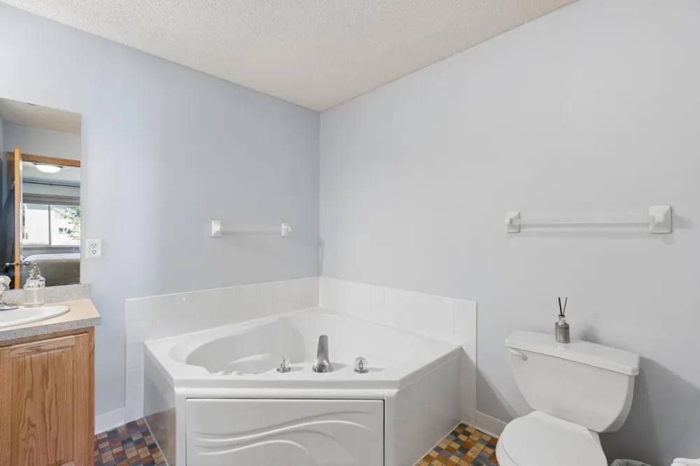 3951 Landings Drive Saint Bonifacius, MN 55375