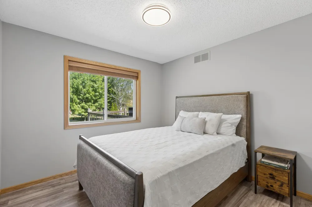 3951 Landings Drive Saint Bonifacius, MN 55375